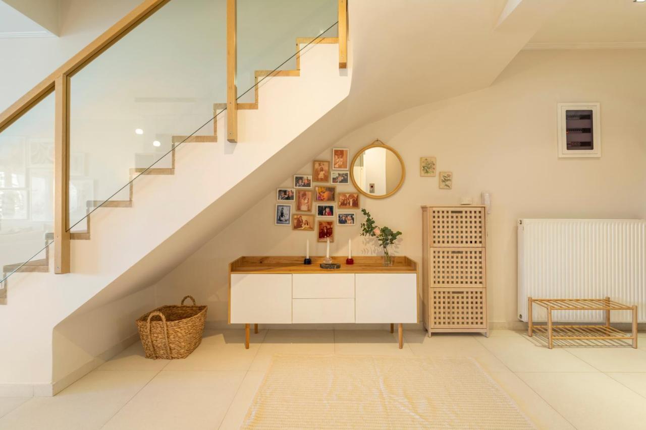 Something Different In Chalkida Apartment Karababás Exterior foto