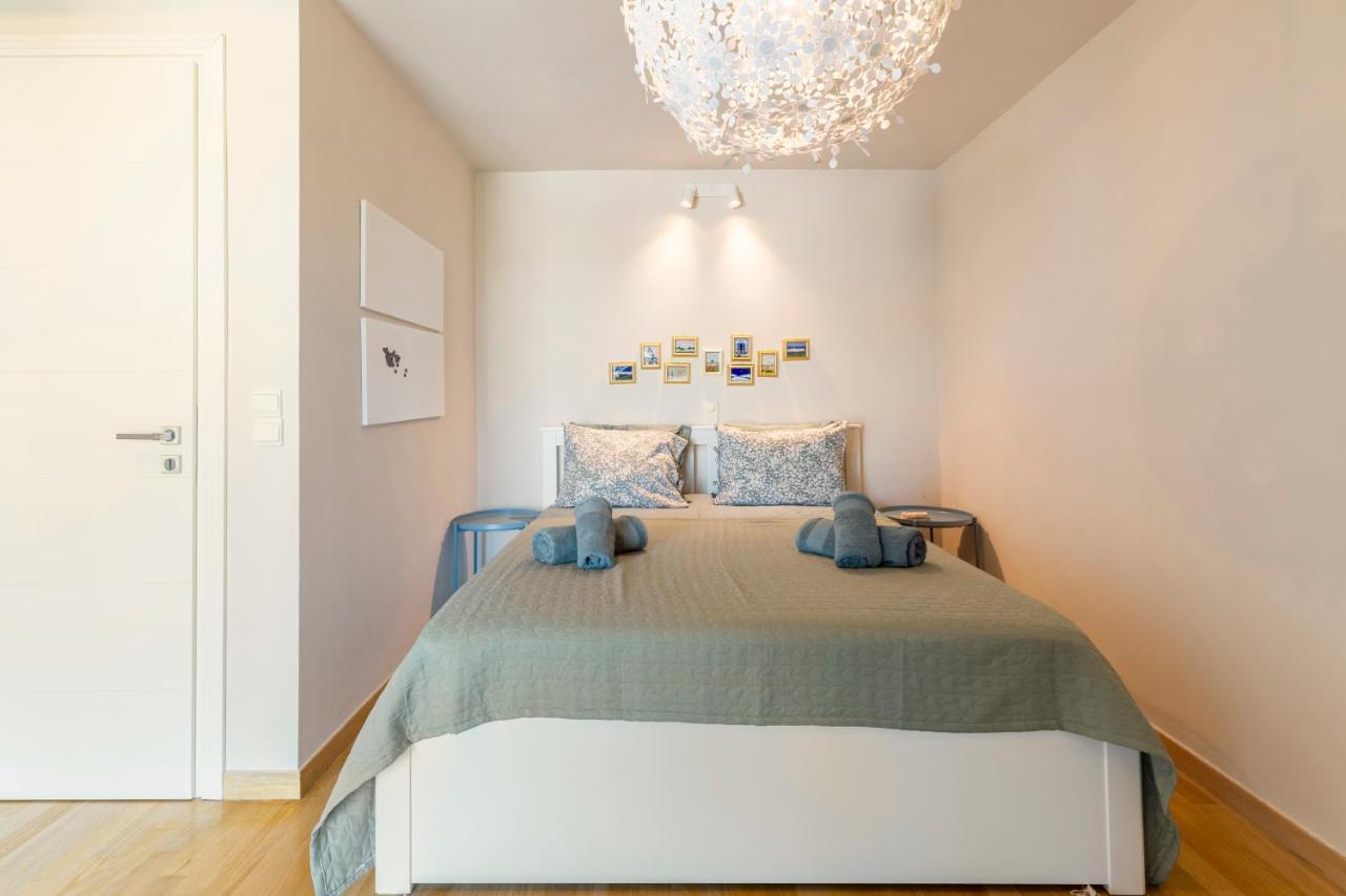Something Different In Chalkida Apartment Karababás Exterior foto