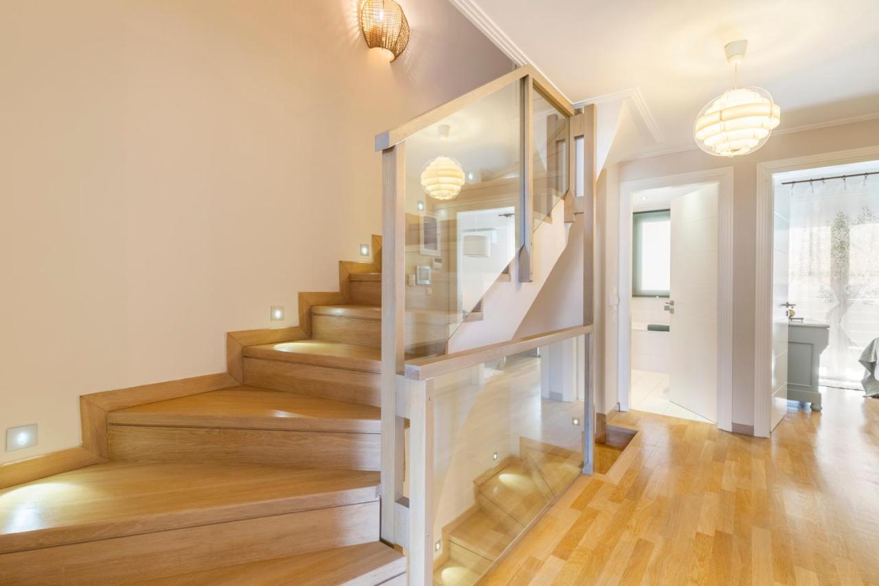 Something Different In Chalkida Apartment Karababás Exterior foto